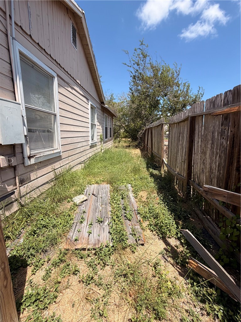5502 Williams Dr Property Photo 18