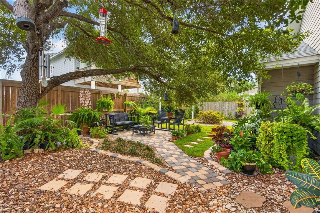 525 Lighthouse Channel Property Photo 24