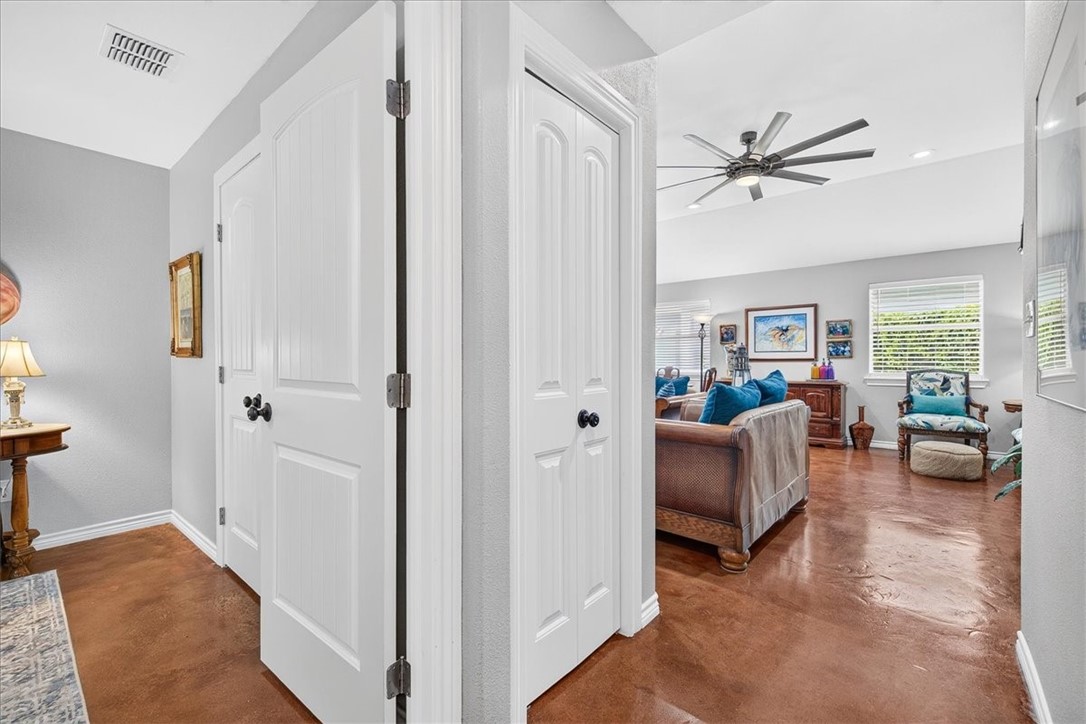 525 Lighthouse Channel Property Photo 28