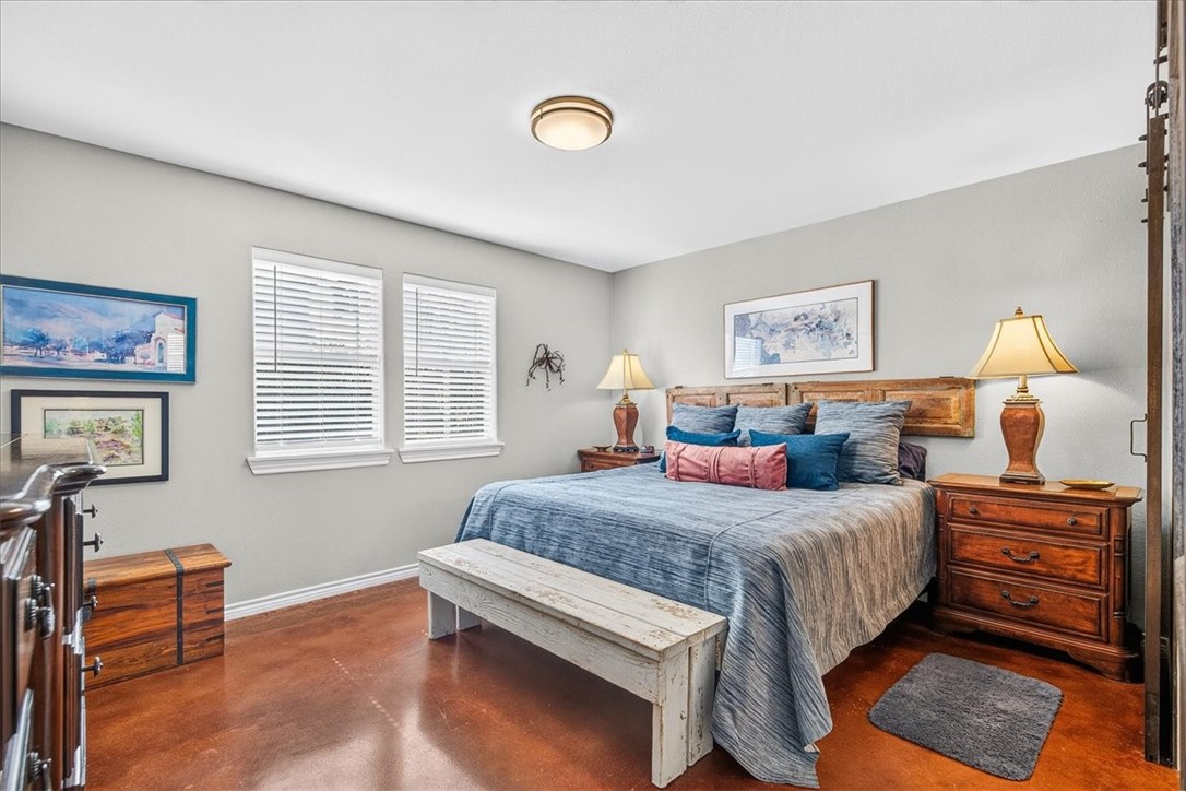 525 Lighthouse Channel Property Photo 36