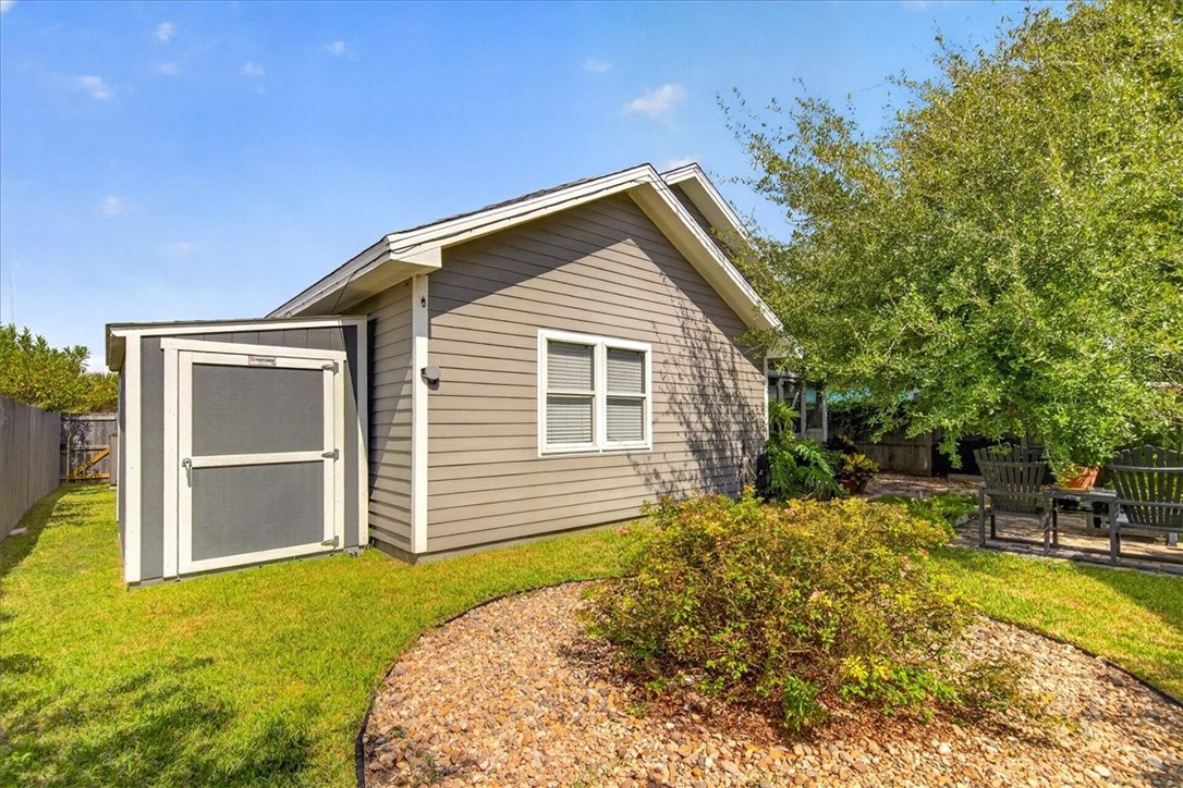 525 Lighthouse Channel Property Photo 45