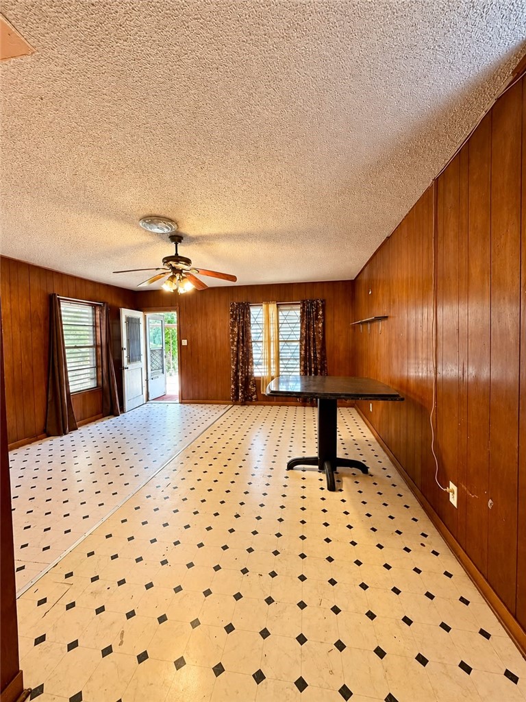 1410 17th Property Photo 5