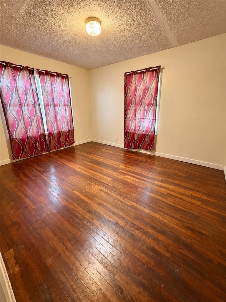 1410 17th Property Photo 6