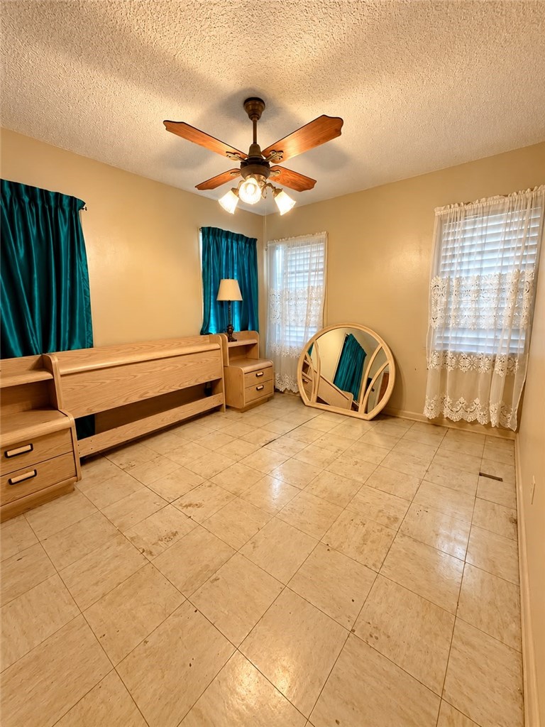 1410 17th Property Photo 7