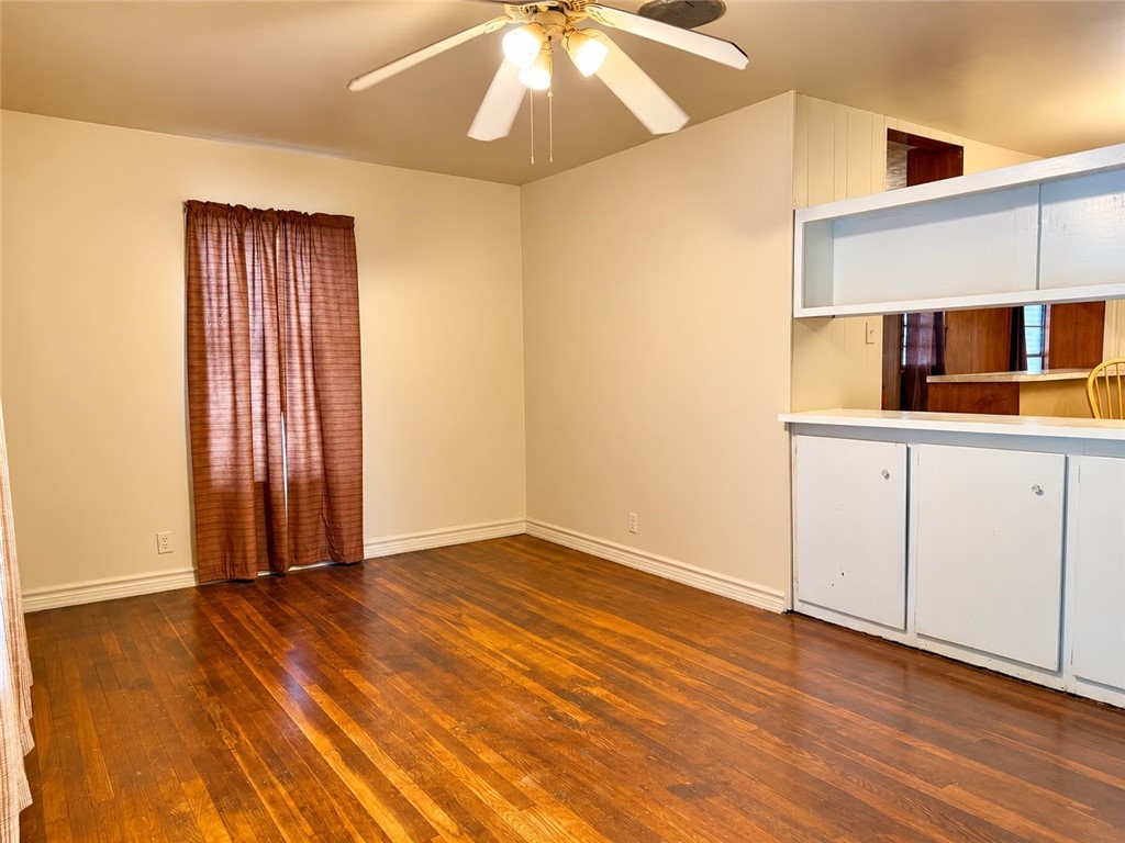 1410 17th Property Photo 13