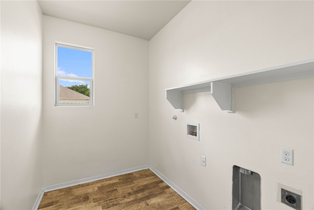 103 Beacon Lane Property Photo 28