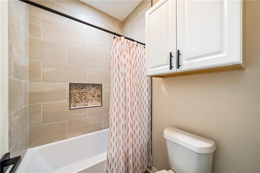 483019 Property Photo 27