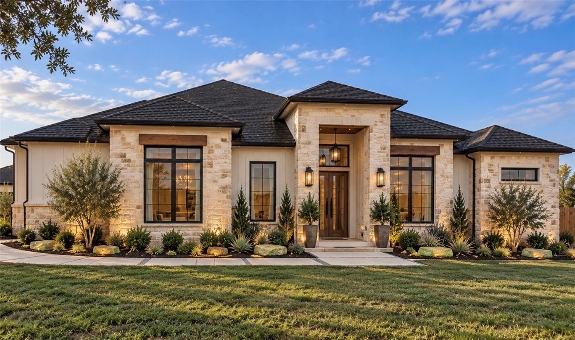 1525 Mariposa Ranch Dr. Property Photo 1