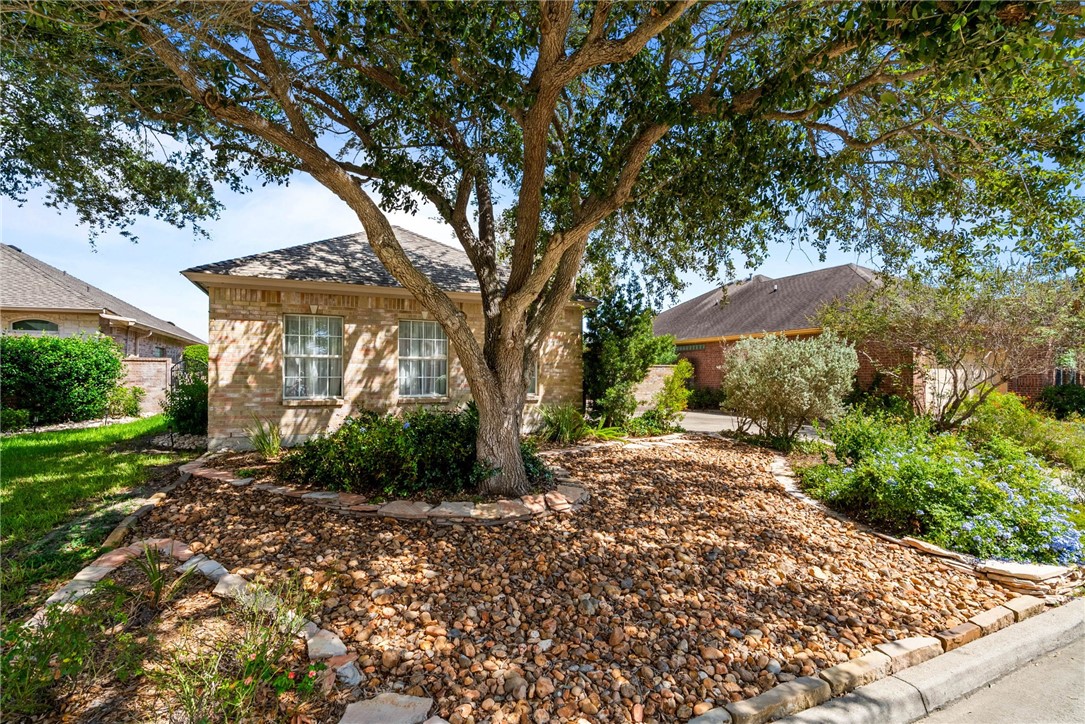 6302 Garden Ct Property Photo 1