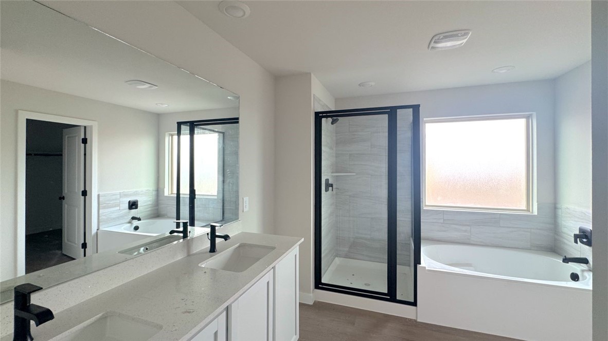 814 Fisher's Island Cir Property Photo 24