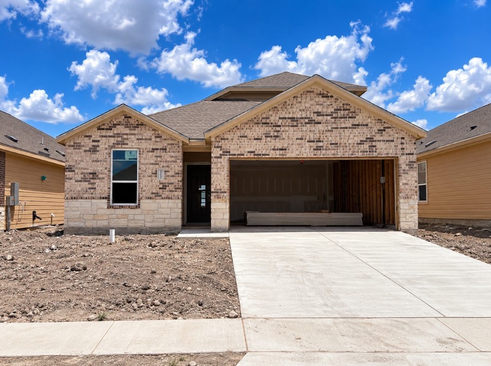 3070 Savannah Dr Property Photo 1