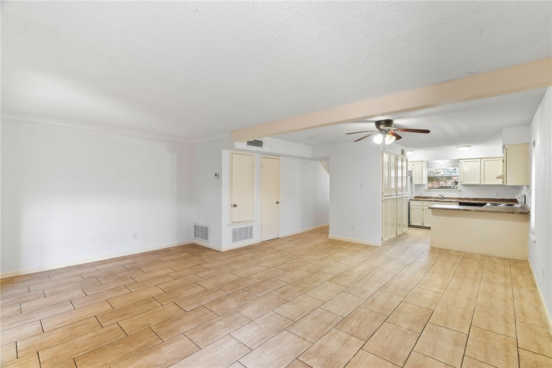 5133 Middlecoff A Property Photo 2