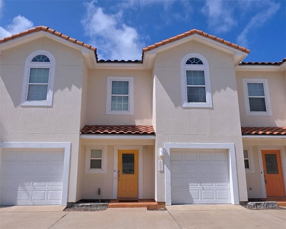14878 Granada Dr 202 Property Photo 2