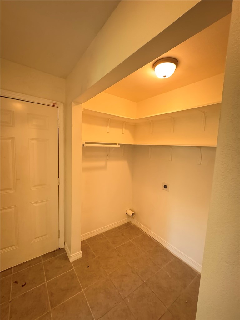 431 E Verbina St Property Photo 48