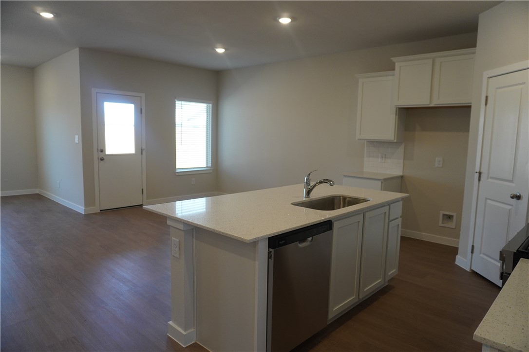 8030 Trisha Lane Property Photo 4