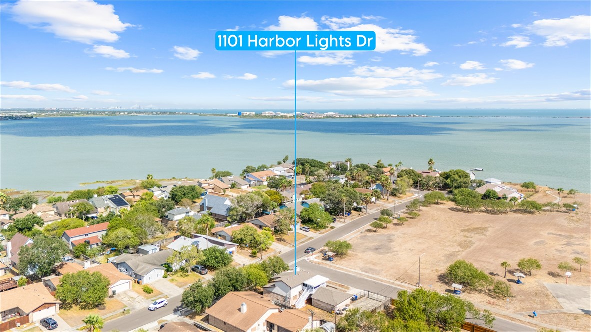 1101 Harbor Lights Dr Property Photo 33