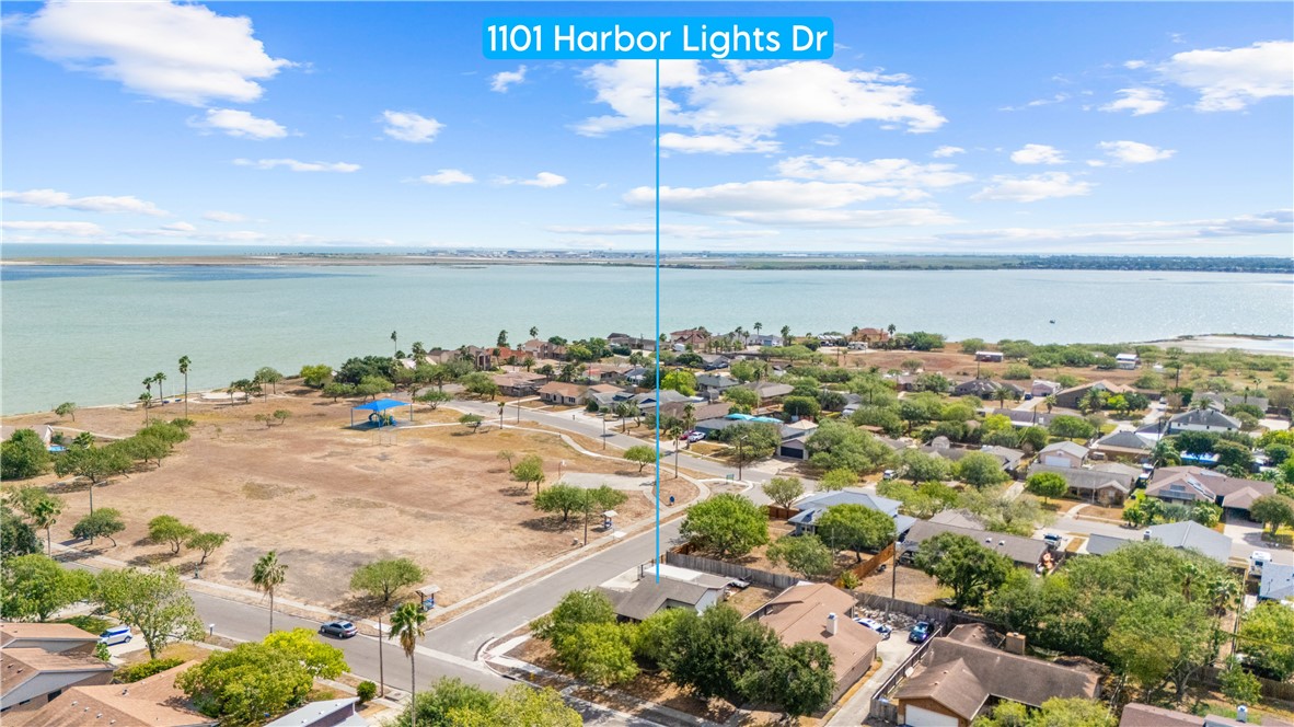 1101 Harbor Lights Dr Property Photo 35