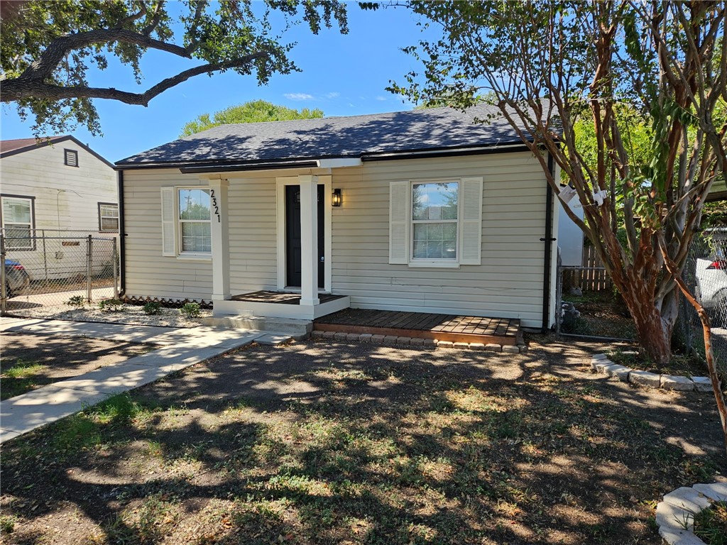 2321 Riggan St Property Photo 2