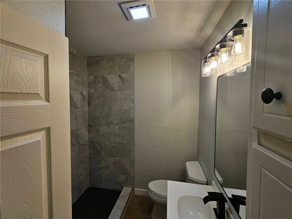 2321 Riggan St Property Photo 14