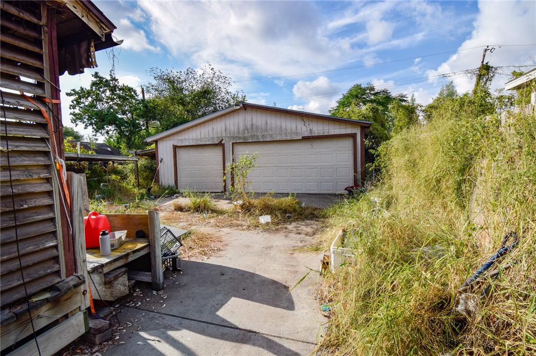 3401 Southland Dr Property Photo 4