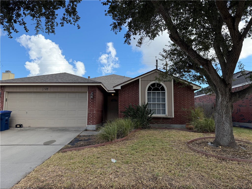 5318 Spring Brook Dr Property Photo 1
