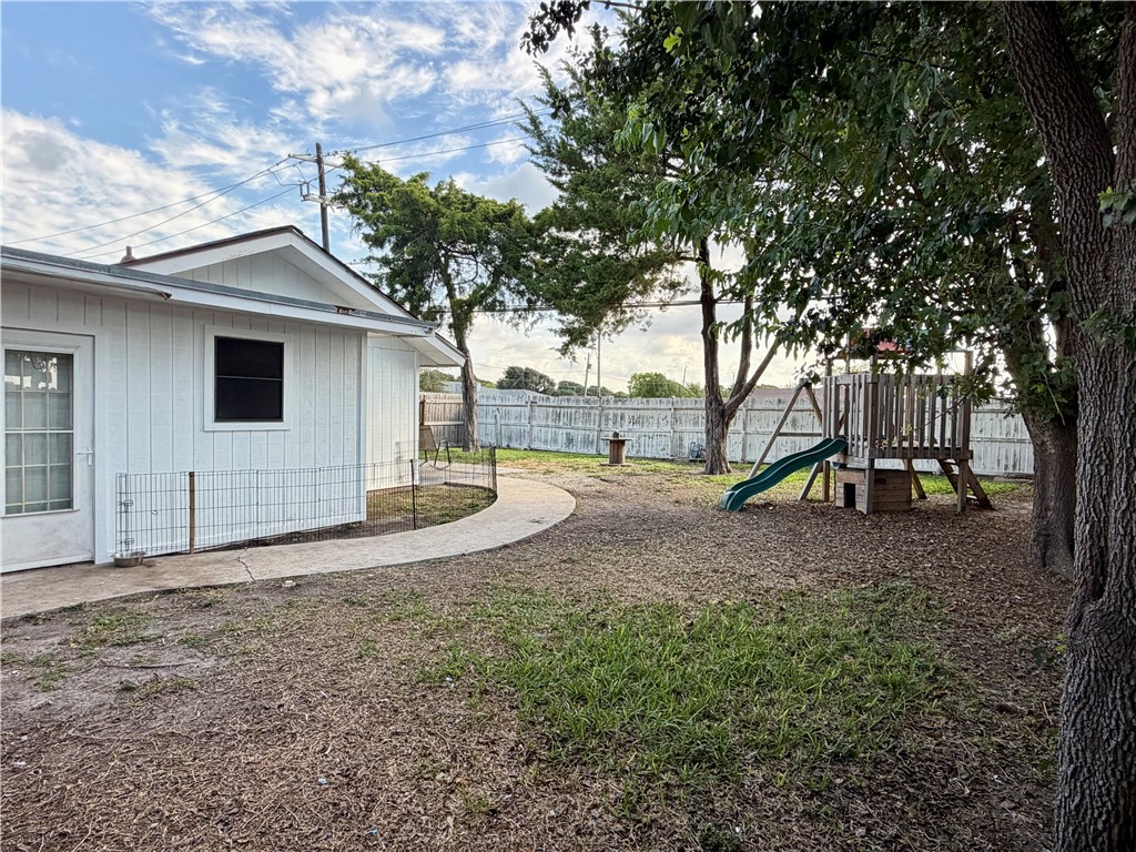 102 Catalina Cir Property Photo 19