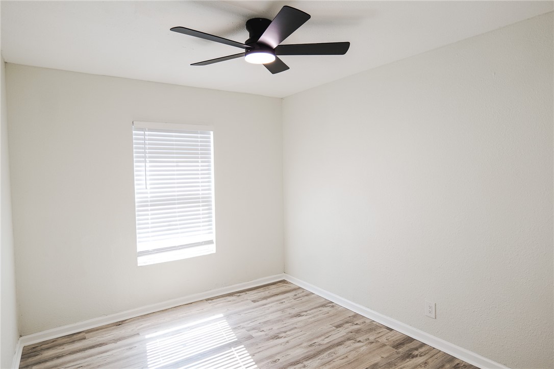 1509 Devon Dr Property Photo 3