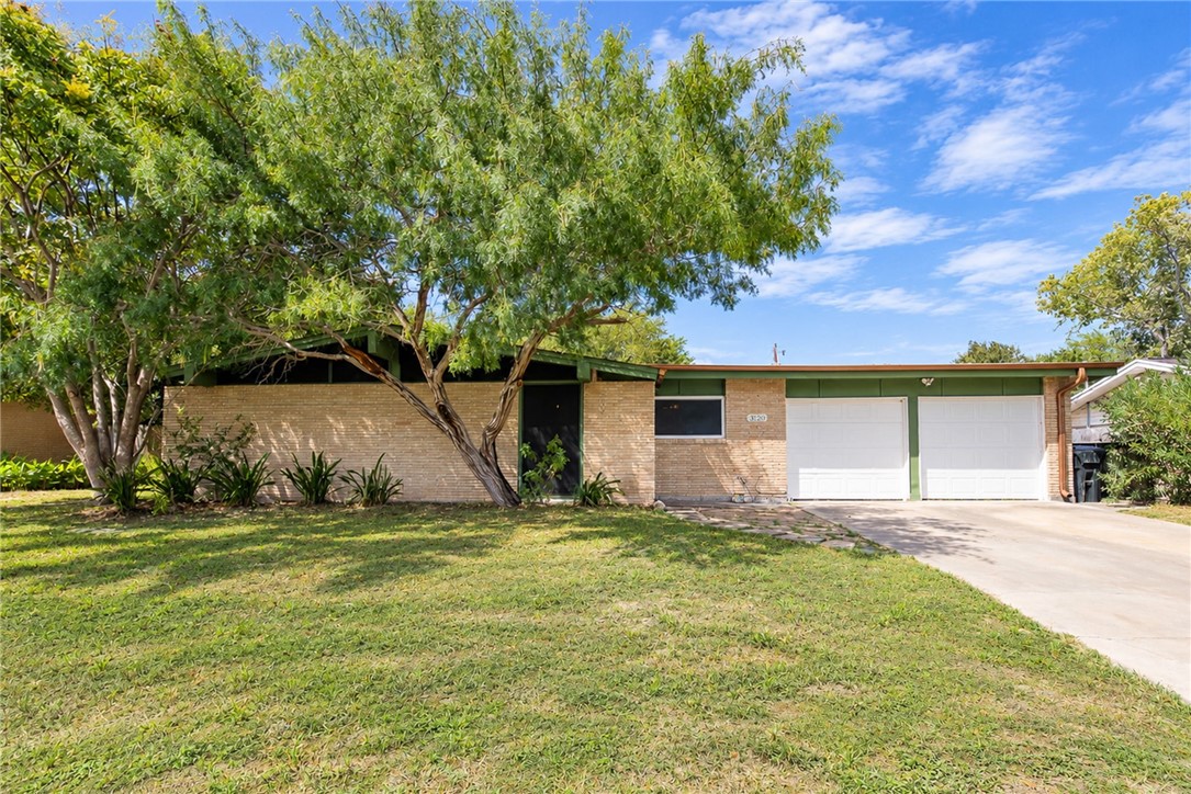 3120 Cove Way Dr