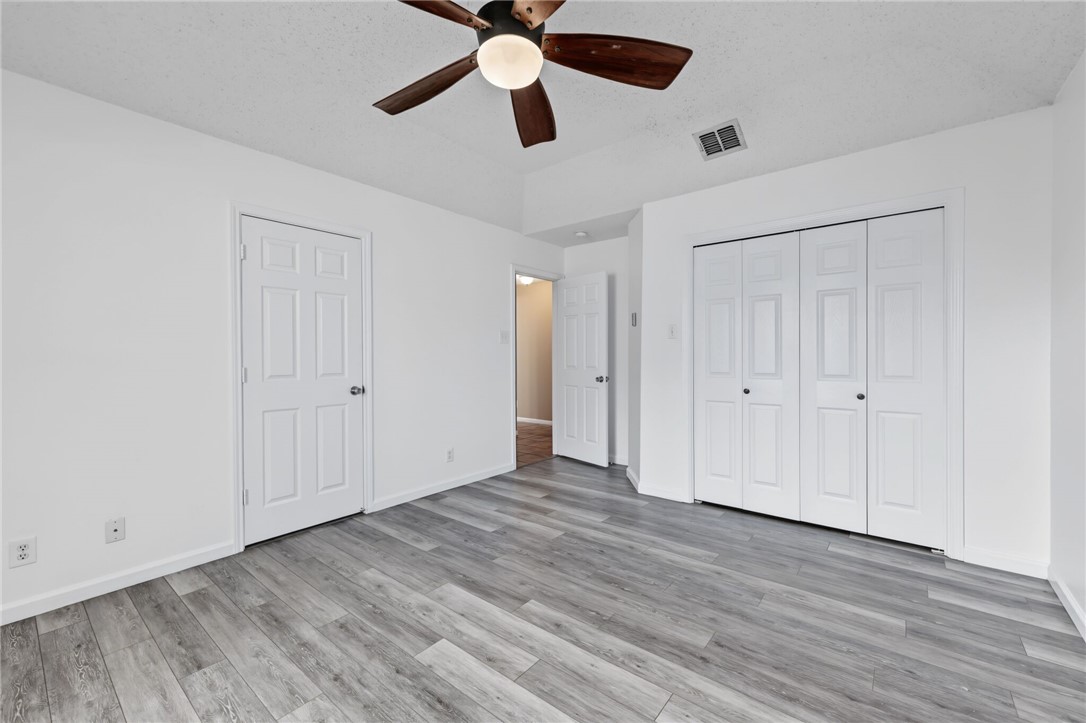 2088 Jenica West Dr Property Photo 12
