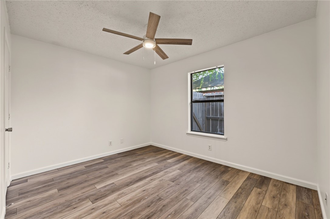 2088 Jenica West Dr Property Photo 17