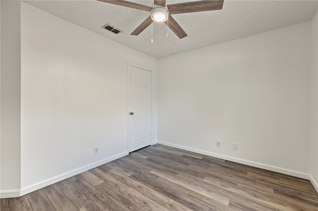 2088 Jenica West Dr Property Photo 18