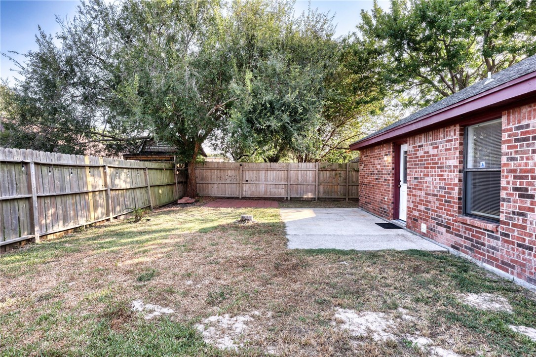 2088 Jenica West Dr Property Photo 25