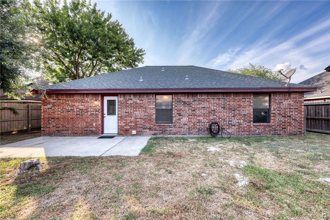 2088 Jenica West Dr Property Photo 29