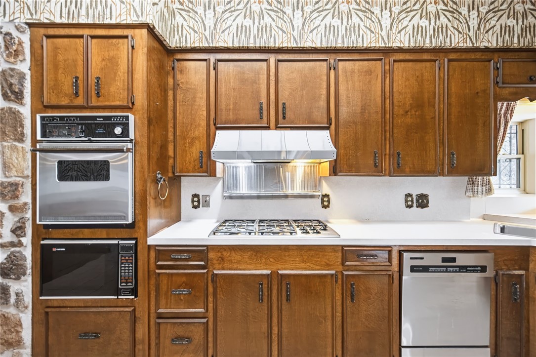 483110 Property Photo 11