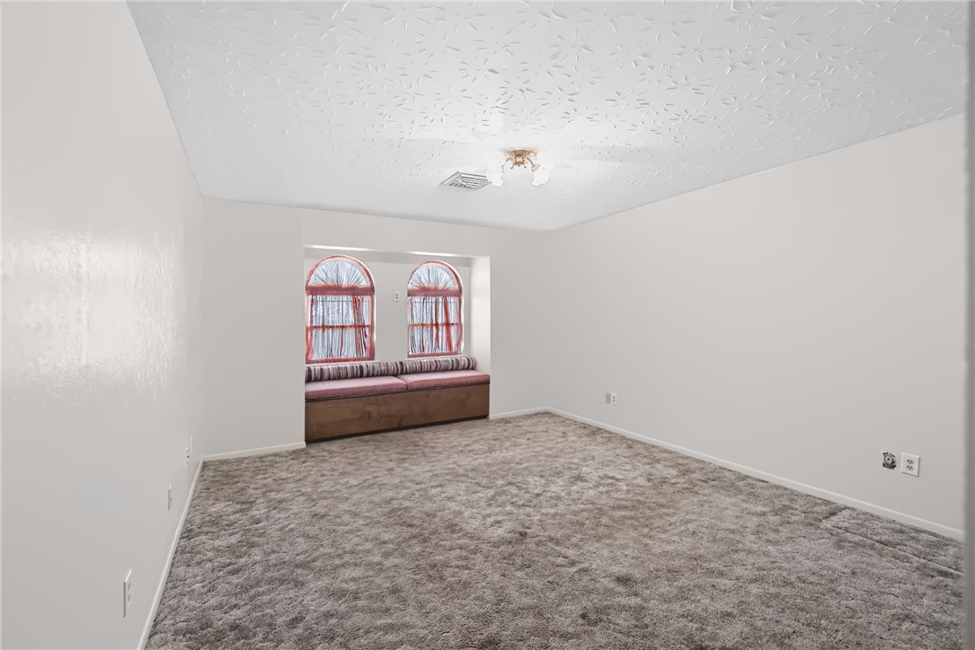 483110 Property Photo 24