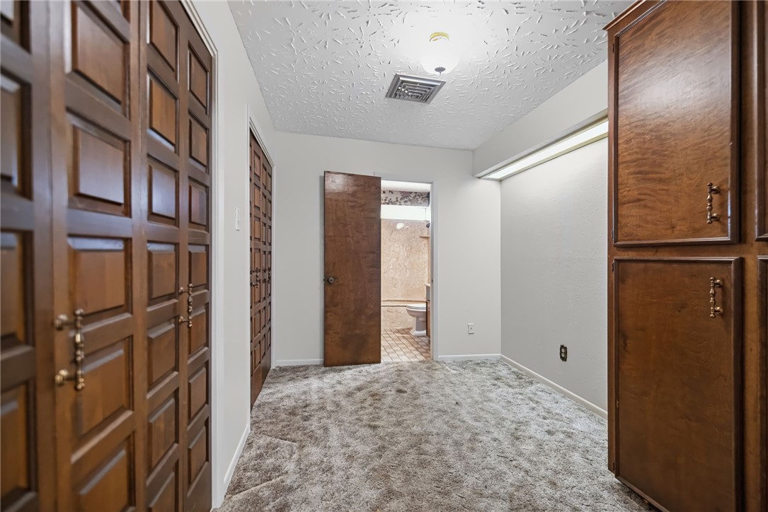 483110 Property Photo 32