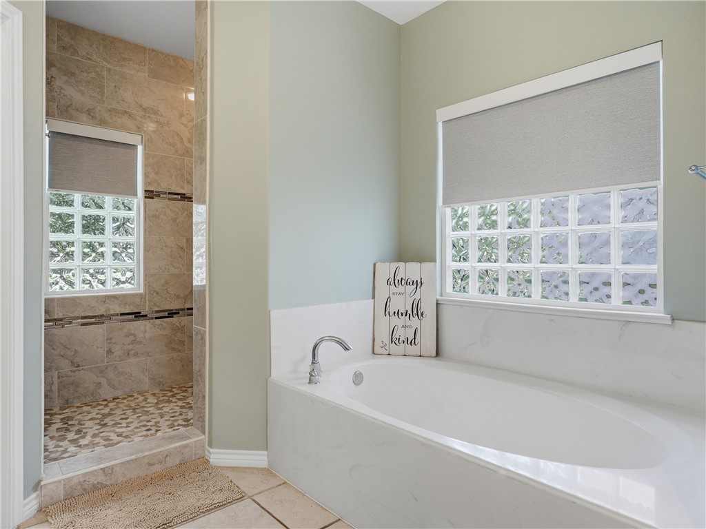 113 Cedar Ridge Dr Property Photo 22