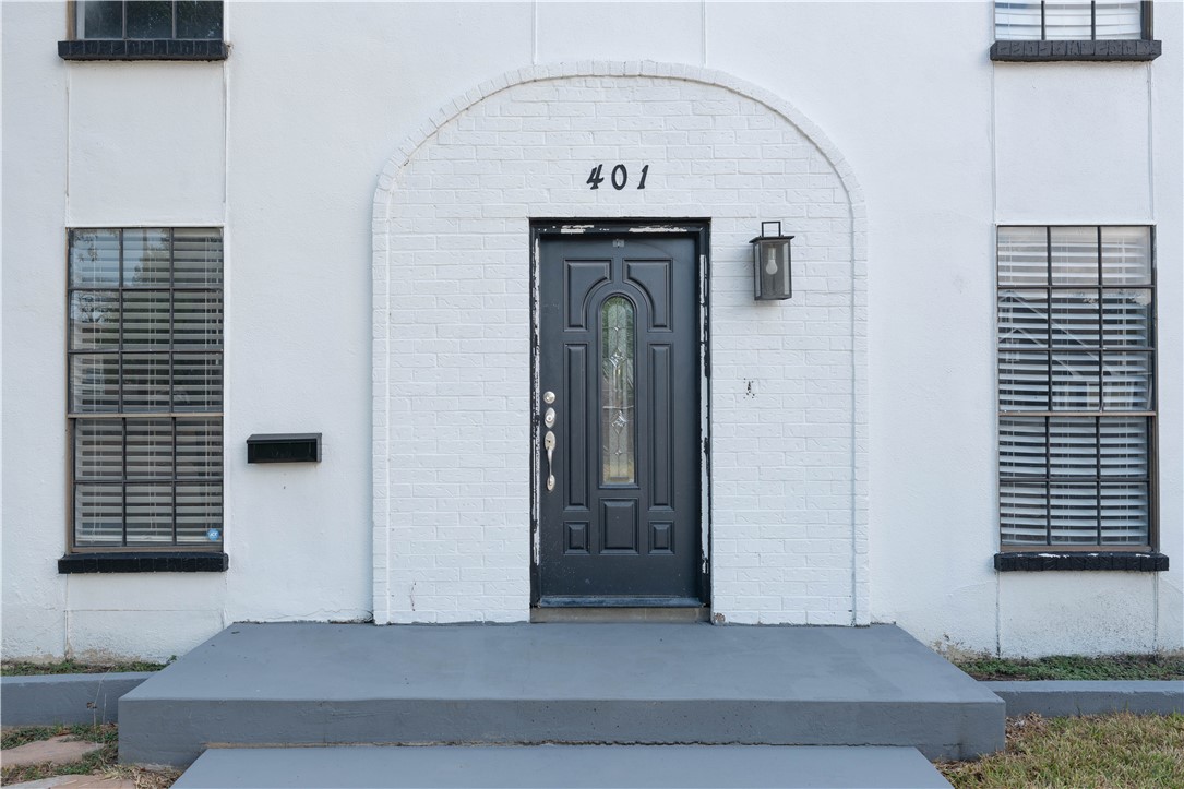 401 Ohio Ave Property Photo 3