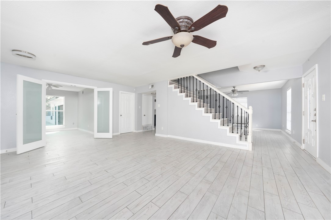 401 Ohio Ave Property Photo 5