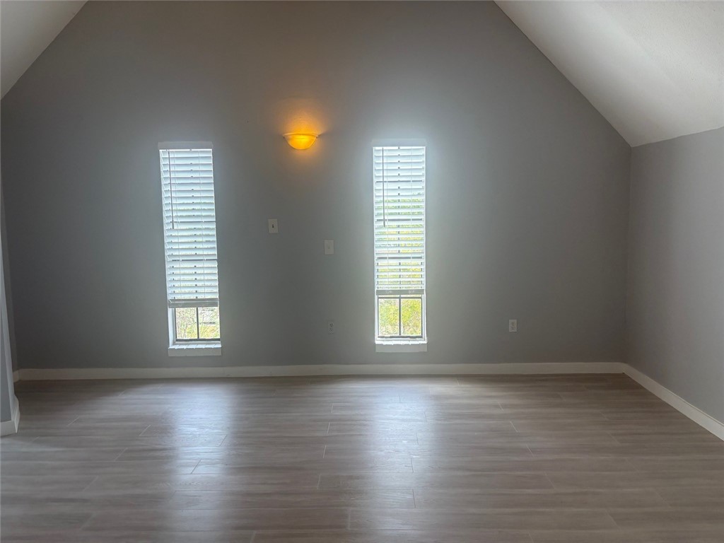 401 Ohio Ave Property Photo 38