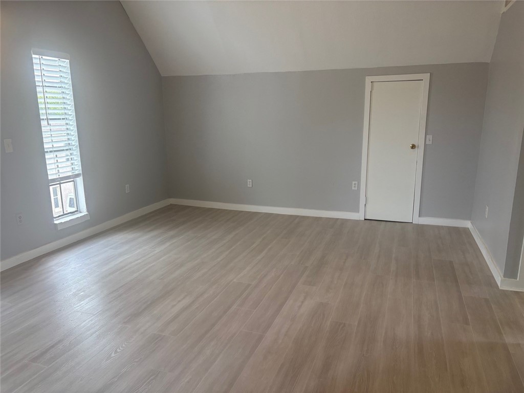 401 Ohio Ave Property Photo 41