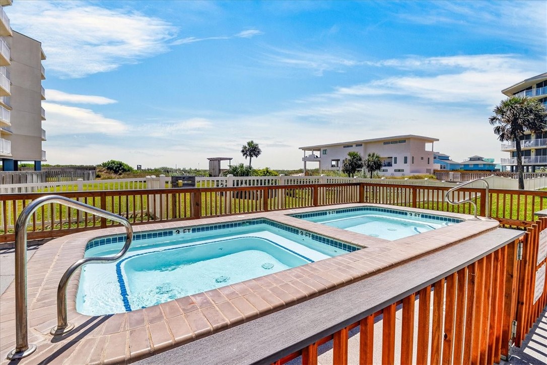 800 Sandcastle Dr 529 Property Photo 31