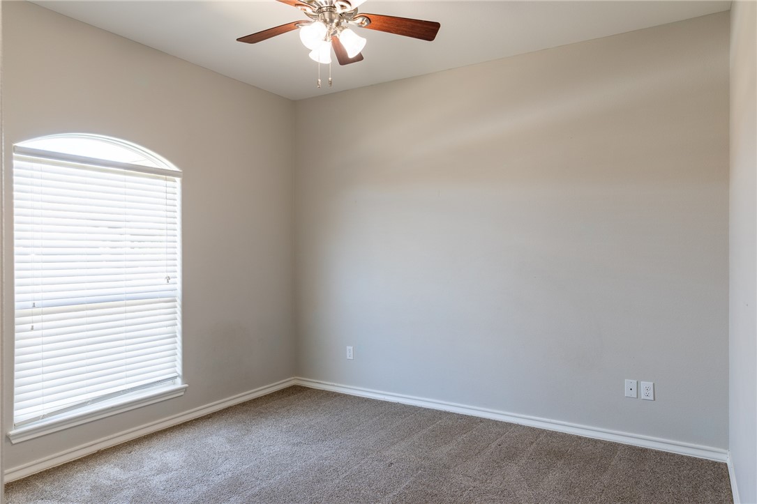 1121 Axis Property Photo 9