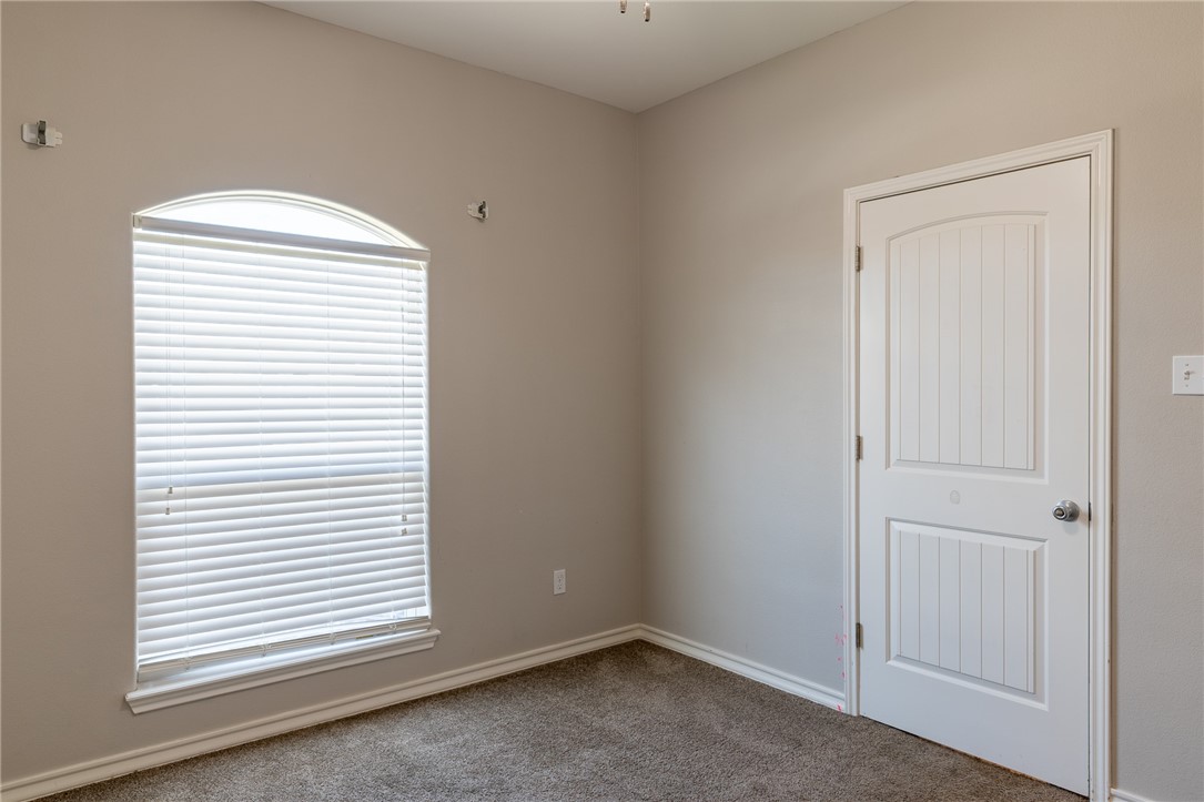 1121 Axis Property Photo 10