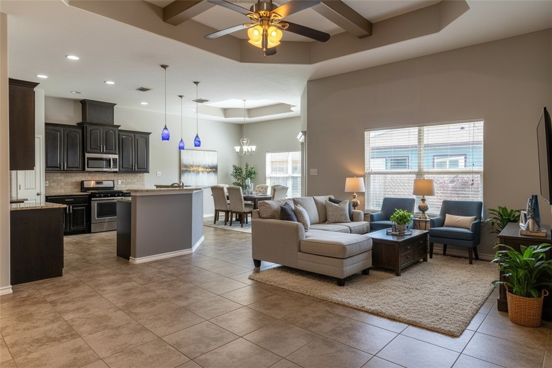 1121 Axis Property Photo 14