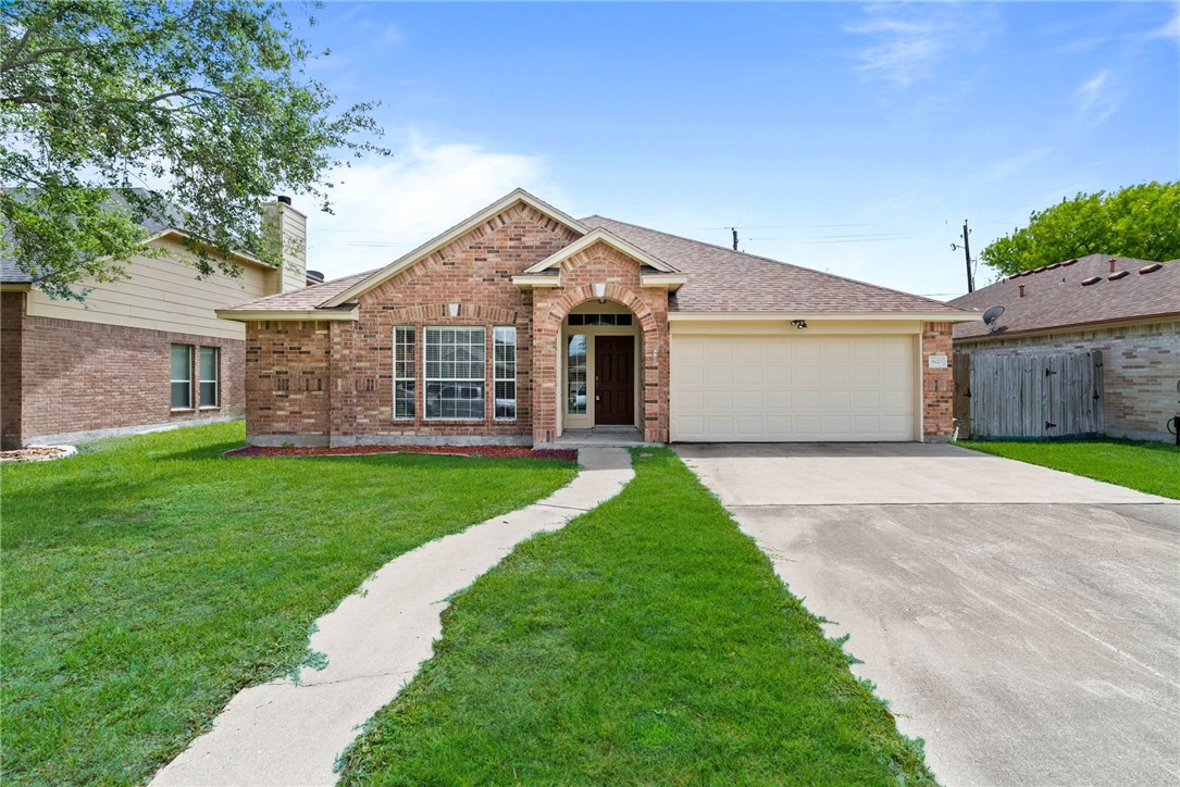 5925 Bishops Mill Dr Property Photo 1