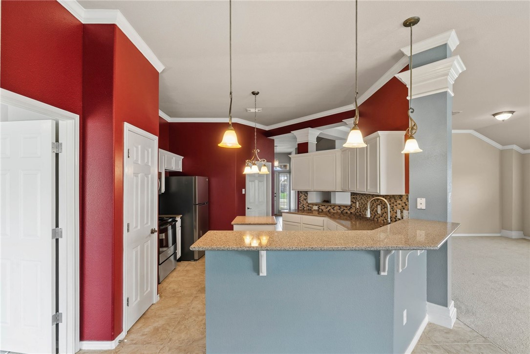 5925 Bishops Mill Dr Property Photo 7