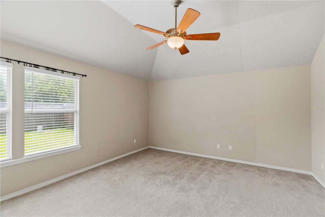 5925 Bishops Mill Dr Property Photo 10