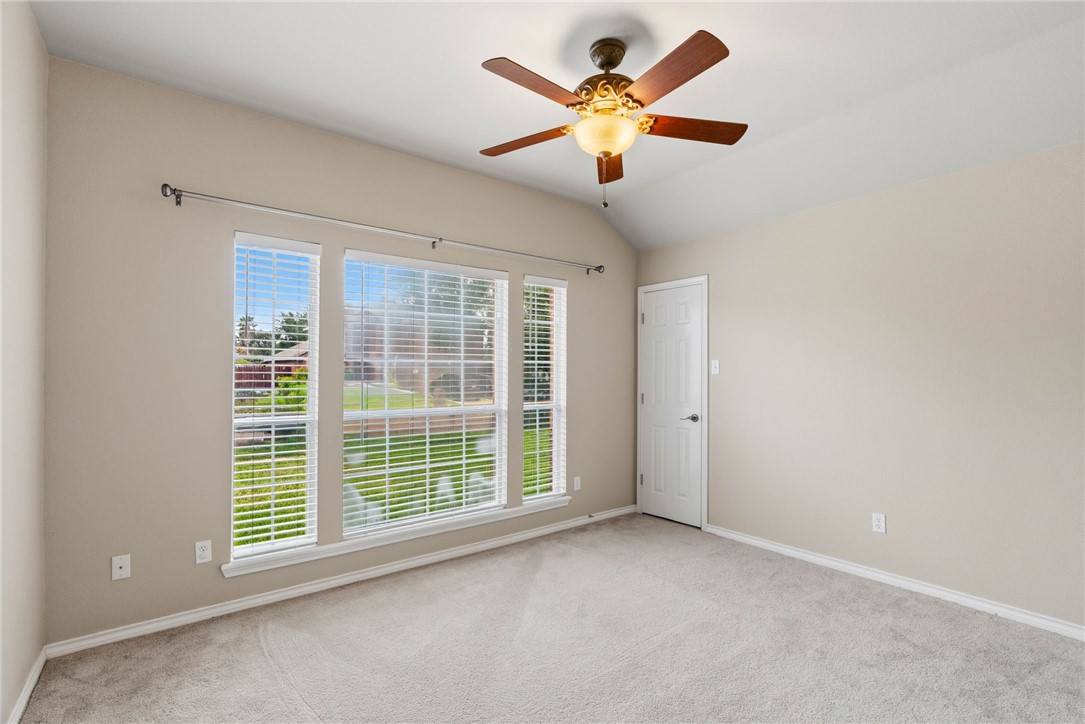 5925 Bishops Mill Dr Property Photo 13