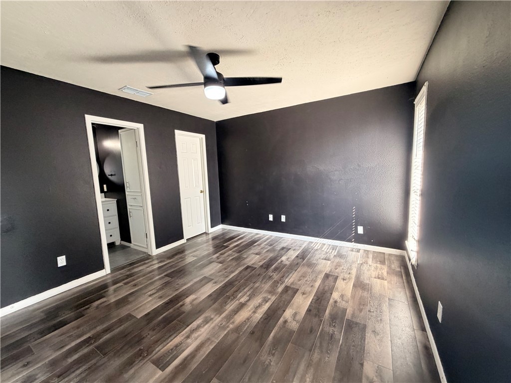 2310 Vialoux Dr Property Photo 22
